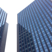 Photo taken at Tokyo Sumitomo Twin Building East by Nozooooomu on 7/25/2014
