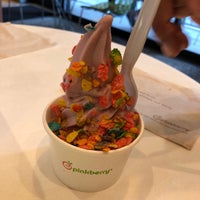 Photo taken at Pinkberry by Big M. on 5/26/2018