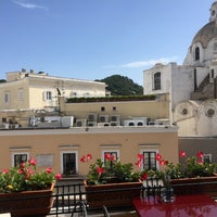 Photo taken at Pulalli Wine Bar by Jay P. on 9/16/2017