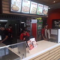 Foto tirada no(a) Pizza Hut por João F. em 10/15/2017