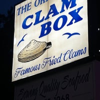 Photo taken at The Clam Box by Loungesinger77 on 7/19/2023