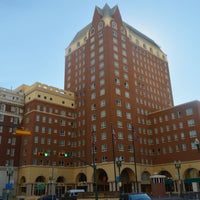 รูปภาพถ่ายที่ Hotel Paso Del Norte โดย Hotel Paso Del Norte เมื่อ 9/14/2017
