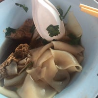 Photo taken at Miao Shung Vegetarian Food by Herenna N. on 7/24/2016