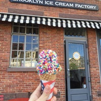 Photo taken at Brooklyn Ice Cream Factory - Greenpoint by Jill M. on 5/15/2016