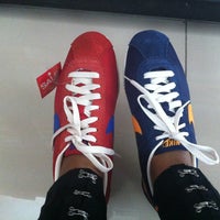 Review Nike Warehouse