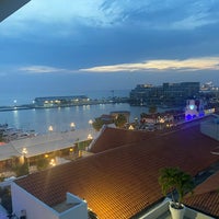Photo taken at Renaissance Aruba Resort &amp;amp; Casino by Vlad C. on 11/20/2023