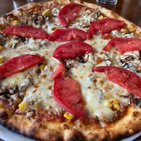 7/14/2020 tarihinde Mariaziyaretçi tarafından Pizza Millennium'de çekilen fotoğraf