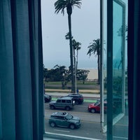 รูปภาพถ่ายที่ Hotel Shangri La โดย Slowmoe เมื่อ 7/13/2019