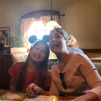 Photo taken at Olive Garden by Laura C. on 7/16/2019