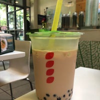 Foto tomada en Phở Hòa &amp;amp; Jazen Tea  por Marty M. el 8/27/2019