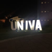Foto diambil di Universidad del Valle de Atemajac (UNIVA) oleh Huguette V. pada 10/12/2016
