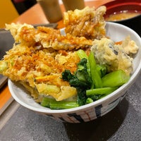 Photo taken at 天丼てんや by Macbee C. on 10/10/2022