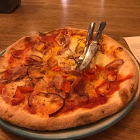 11/22/2019 tarihinde Yuliia R.ziyaretçi tarafından Pizzeria La Fiorita'de çekilen fotoğraf