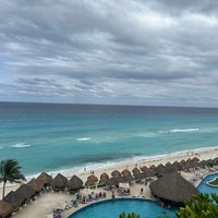 Photo taken at Paradisus Cancún by Lin C. on 4/17/2023