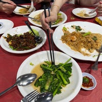 รูปภาพถ่ายที่ San Low Seafood Restaurant โดย Jaymz 林. เมื่อ 2/27/2023
