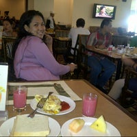 Review Promenade The Acacia Hotel