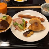 Photo taken at Mitsui Garden Hotel Kyoto Shijo by ぼん on 2/21/2021