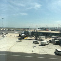 Photo taken at Gate E20 by Zubair (Зубаир) R. on 7/29/2018