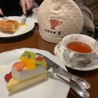 Photo taken at Coffee Sakan Shu by Yuka O. on 3/30/2022