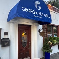 Foto diambil di Georgia Sea Grill oleh Valerie O. pada 9/14/2021