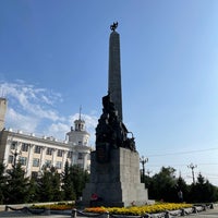 Photo taken at Комсомольская площадь / Komsomolskaya Square by Eugene . on 8/24/2021