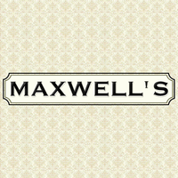 Foto tirada no(a) Maxwell&amp;#39;s Bar &amp;amp; Restaurant por Maxwell&amp;#39;s Bar &amp;amp; Restaurant em 2/13/2015