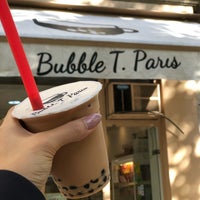 Photo taken at Bubble T. Paris by Jackie N. on 10/1/2019