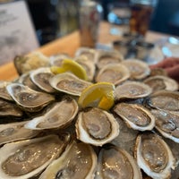 Photo taken at Oyster Boy by Jackie N. on 3/12/2022