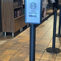Photo taken at Starbucks by Kurt F. R. on 6/1/2022