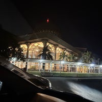 6/4/2022에 MOFASAD님이 Masjid KLIA (Sultan Abdul Samad Mosque)에서 찍은 사진