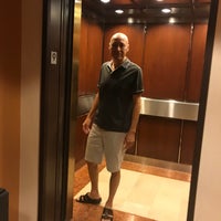 10/7/2017 tarihinde Bilge E.ziyaretçi tarafından Washington Marriott at Metro Center'de çekilen fotoğraf