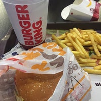 Photo taken at Burger King by Tugce Ö. on 8/15/2018