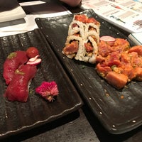Foto diambil di Shiki Sushi oleh Kt C. pada 11/3/2017