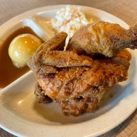 Photo taken at Arnold&amp;#39;s Fried Chicken by Mervin L. on 12/30/2021