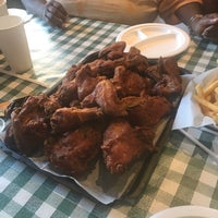 Photo taken at Gus&amp;#39;s World Famous Fried Chicken by Sailor on 7/8/2019
