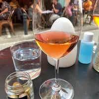 6/14/2022 tarihinde Phil S.ziyaretçi tarafından Cinque Wine &amp;amp; Deli Bar'de çekilen fotoğraf
