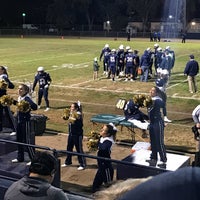 Das Foto wurde bei Central Catholic High school von Kari H. am 11/18/2017 aufgenommen