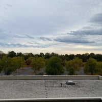 10/23/2022 tarihinde O🥊ziyaretçi tarafından Crowne Plaza Düsseldorf - Neuss'de çekilen fotoğraf