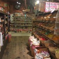 Foto tirada no(a) Rau&amp;#39;s Country Store por Topanga H. em 10/13/2017