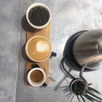 10/2/2018 tarihinde Veronika V.ziyaretçi tarafından Sibaristica Coffee Roasters'de çekilen fotoğraf