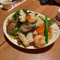 Photo taken at Congee Queen 皇后名粥 by AJ H. on 7/15/2023