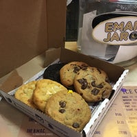 Photo taken at Insomnia Cookies by Maksum C. on 2/2/2017