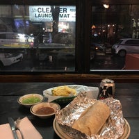 Foto diambil di L.A. Burrito oleh Maksum C. pada 8/19/2017