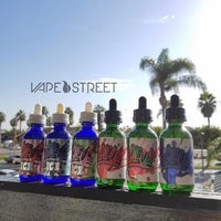 Foto diambil di Vape Street oleh Vape Street pada 10/14/2017