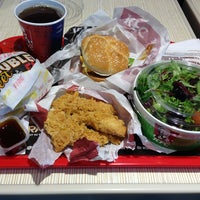 Photo prise au KFC par Marc-Alexandre M. le3/19/2013