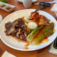 Das Foto wurde bei Yee Hwa Restaurant von Mustafa Y. am 6/8/2023 aufgenommen