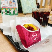 Photo taken at Mister Donut by takuya n. on 9/19/2022