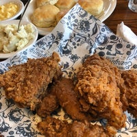 Photo taken at Cracker Barrel Old Country Store by Janlyl L. on 7/5/2019