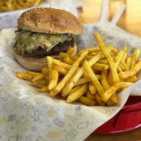 Photo taken at Fess Burger by Mert A. on 11/1/2017