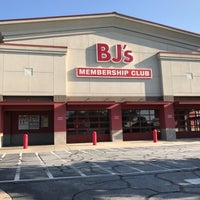 Photo taken at BJ&amp;#39;s Wholesale Club by Miss J. on 9/9/2017